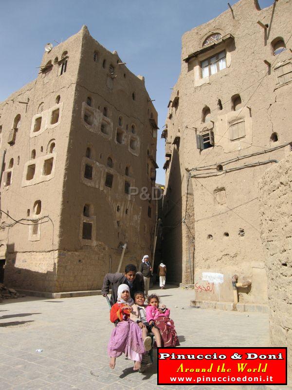 Yemen - From Sana'a to Shahara (Amran) - 07.jpg